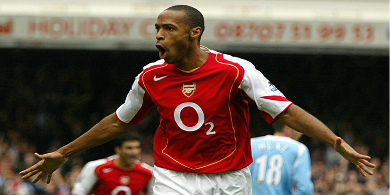 Thierry Henry giải nghệ các danh hiệu